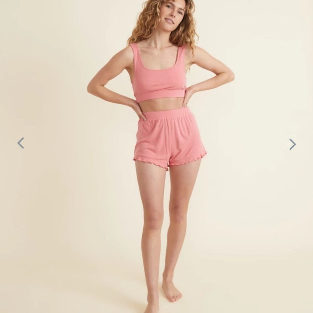 Marine layer Luxe Rib Ruffle Short - Picture 4 of 5